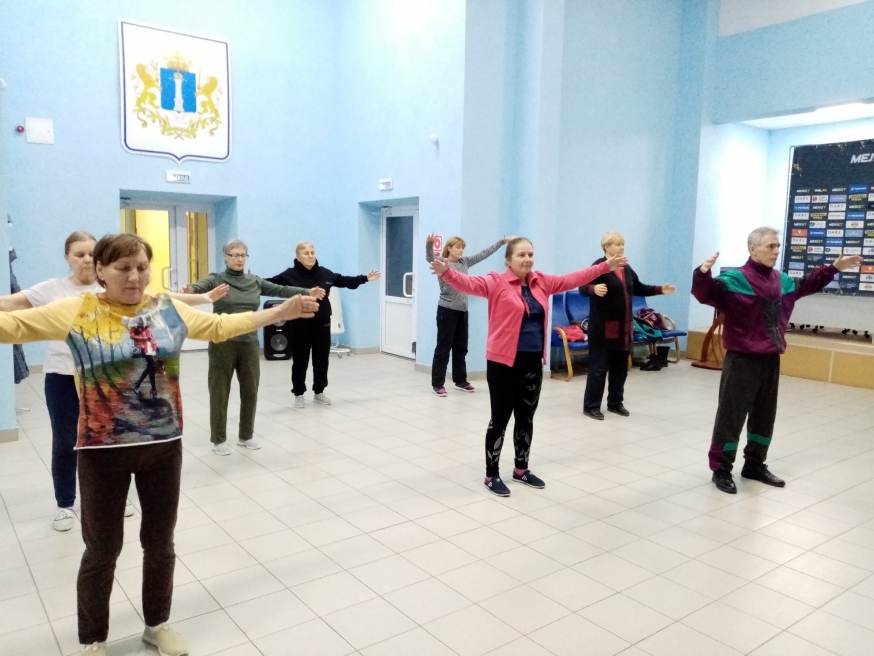 Занятия цигун в группе инструктора Коробцовой Елены