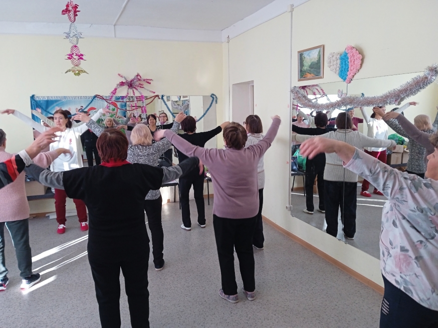 13 января в Долголетии р. п. Ишеевки состоялось Цигун занятие в группе инструктора Ахметовой Алии
