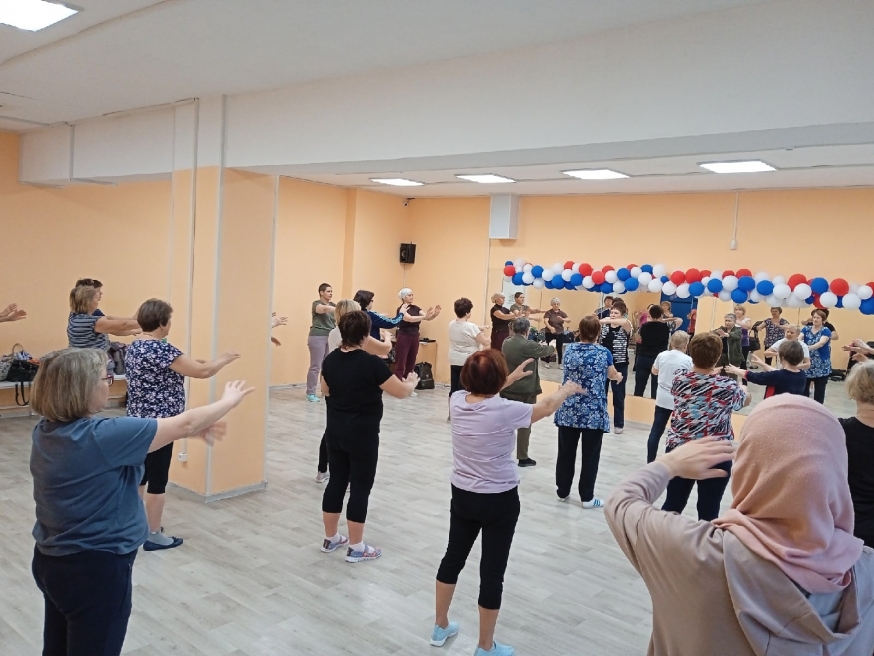 10 ноября в группах инструктора Ахметовой Алии состоялись Цигун занятия в Долголетиях