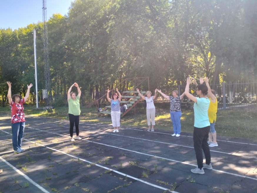 занятия цигун для начинающих в Москве, гимнастика - Школа цигун Иероглиф